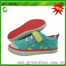 Neue China Confortable Kinder Leinwand Schuhe (GS-74626)